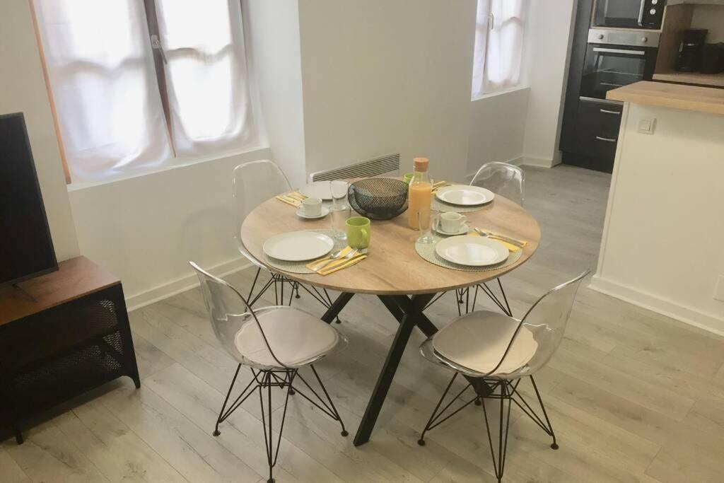 Le Montferrat - 65M2 - 2 Chambres - Rue De La Grotte - Hyper Centre Lourdes Buitenkant foto